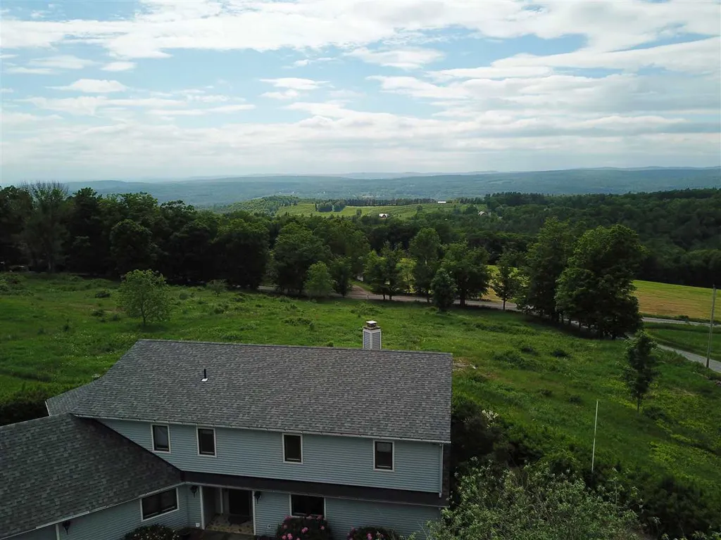 18 Taggard Road Walpole NH 03608