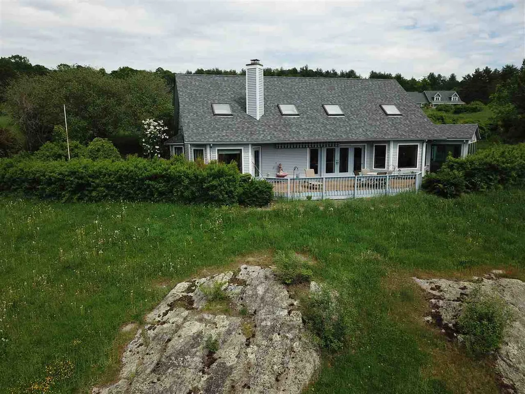 18 Taggard Road Walpole NH 03608