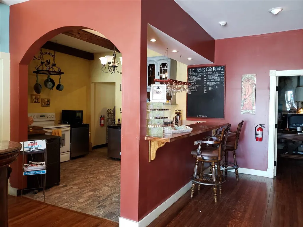 446 Lafayette Road Hampton NH 03842