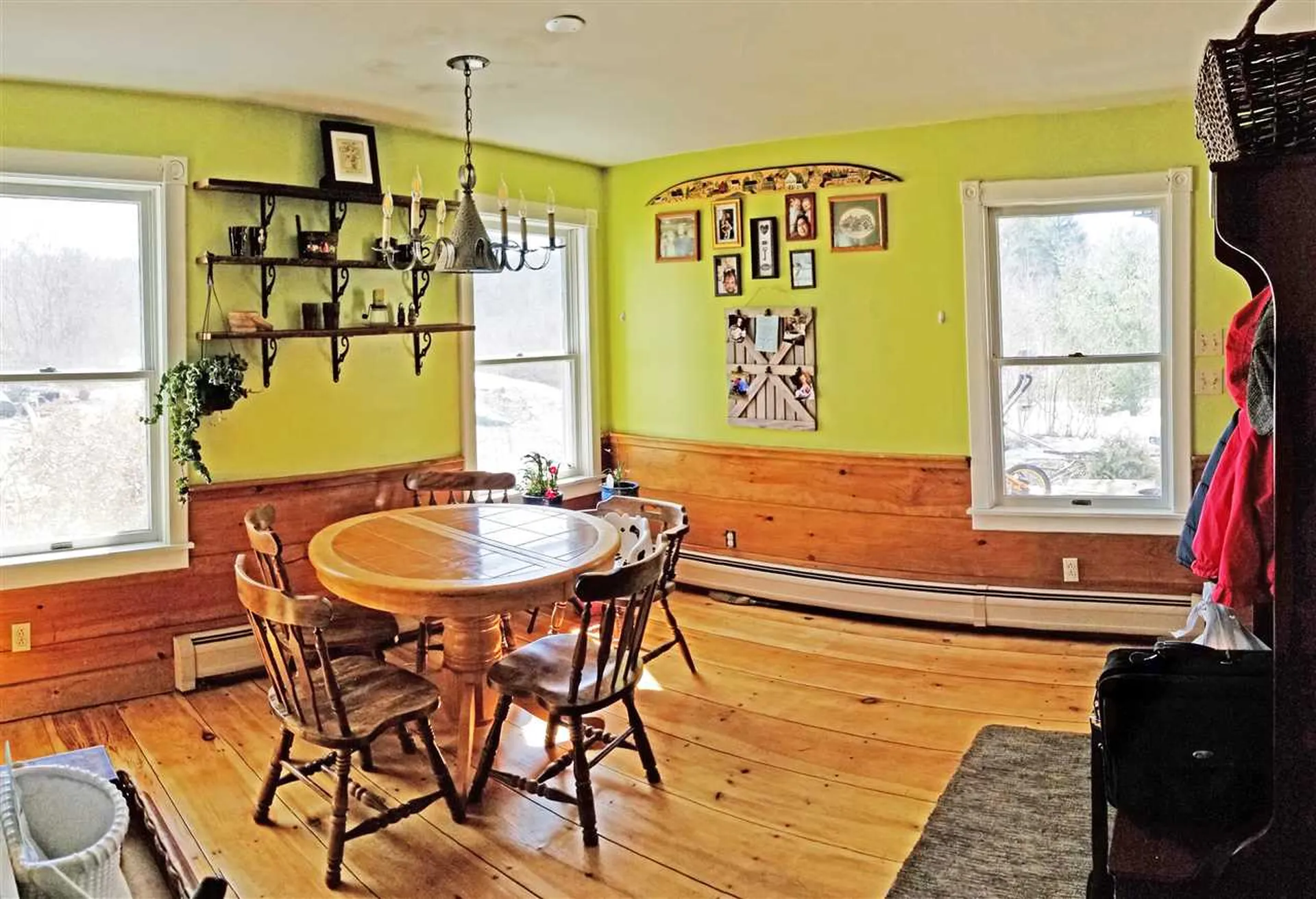 462 North Road Danbury NH 03230