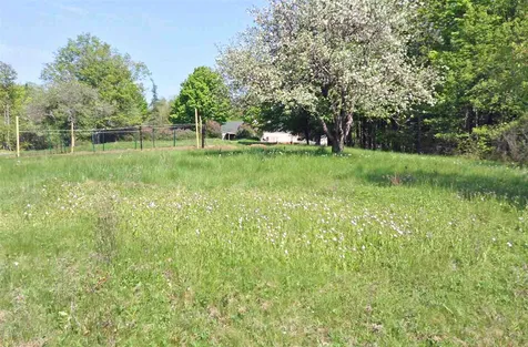 462 North Road Danbury NH 03230