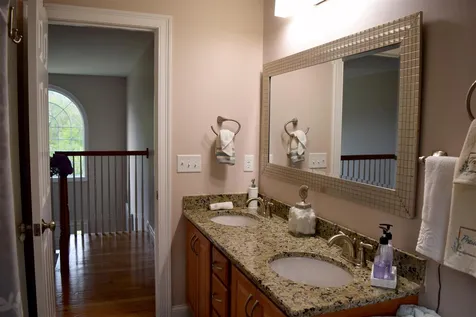 35 Silver Brook Road Salem NH 03079