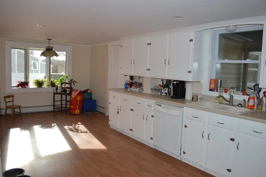 589 Silver Street Rollinsford NH 03869