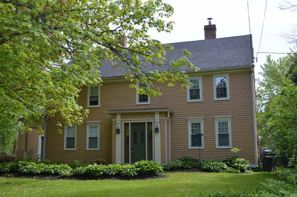 589 Silver Street Rollinsford NH 03869