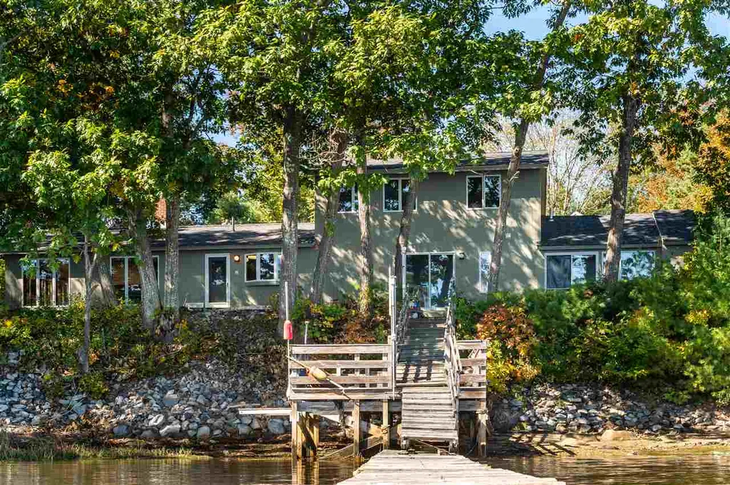 22 Colony Cove Road Durham NH 03824