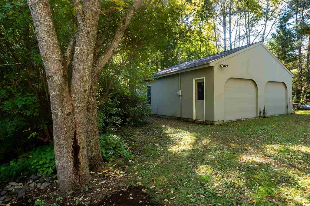 22 Colony Cove Road Durham NH 03824