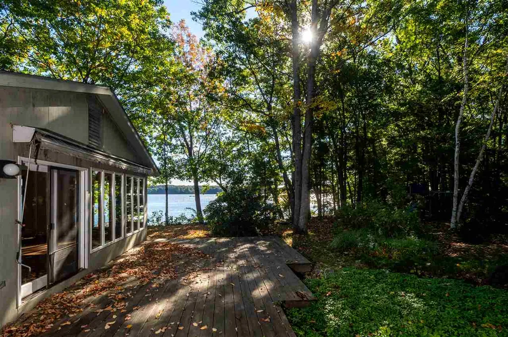 22 Colony Cove Road Durham NH 03824