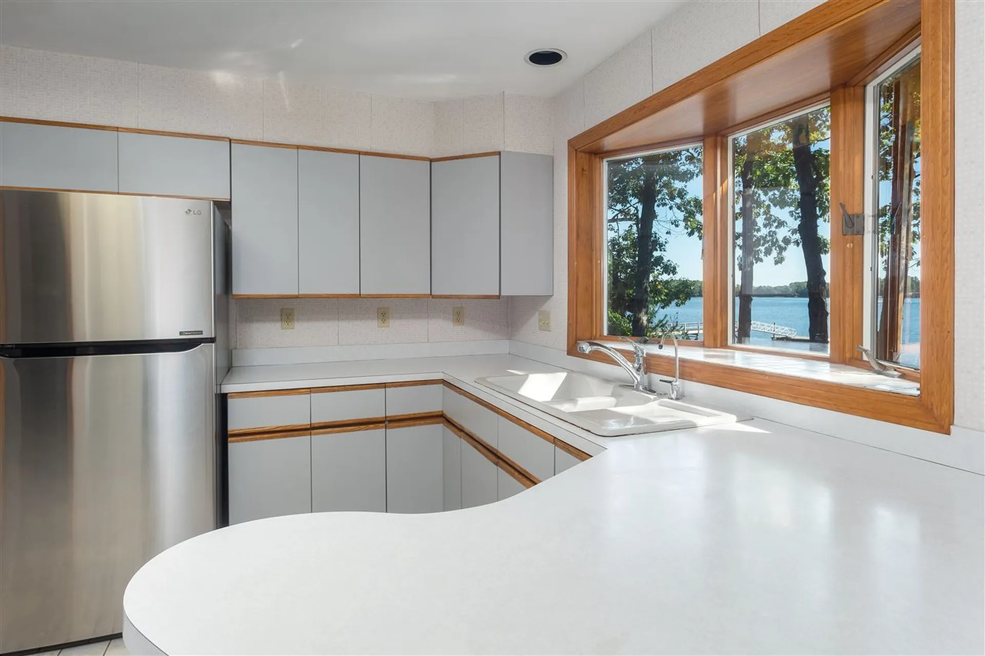 22 Colony Cove Road Durham NH 03824