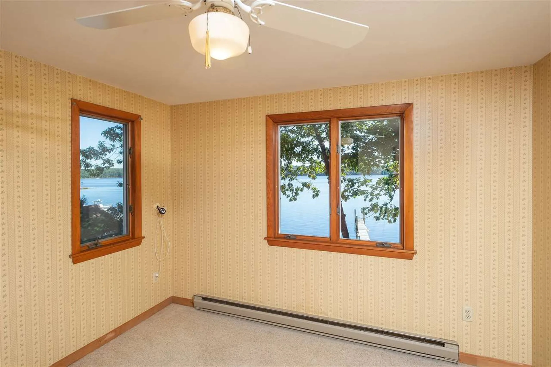 22 Colony Cove Road Durham NH 03824