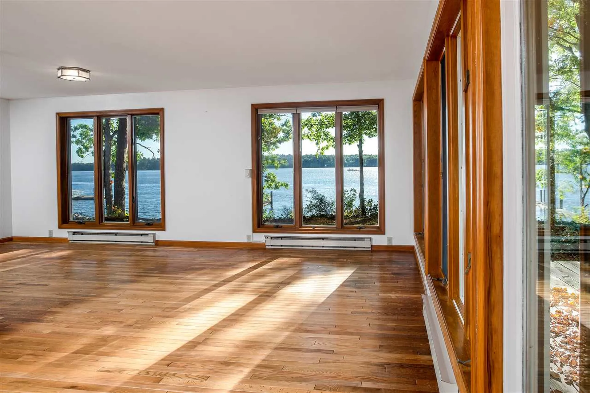 22 Colony Cove Road Durham NH 03824