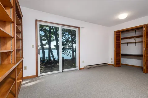 22 Colony Cove Road Durham NH 03824