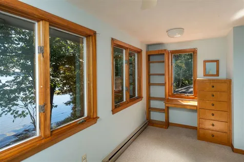 22 Colony Cove Road Durham NH 03824