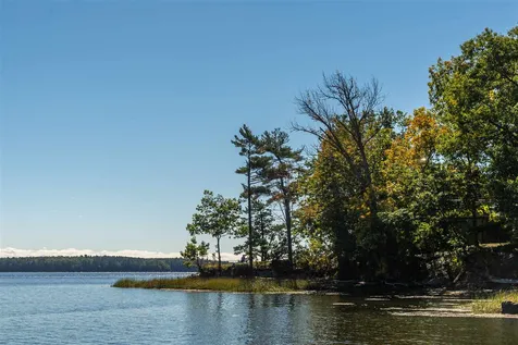 22 Colony Cove Road Durham NH 03824
