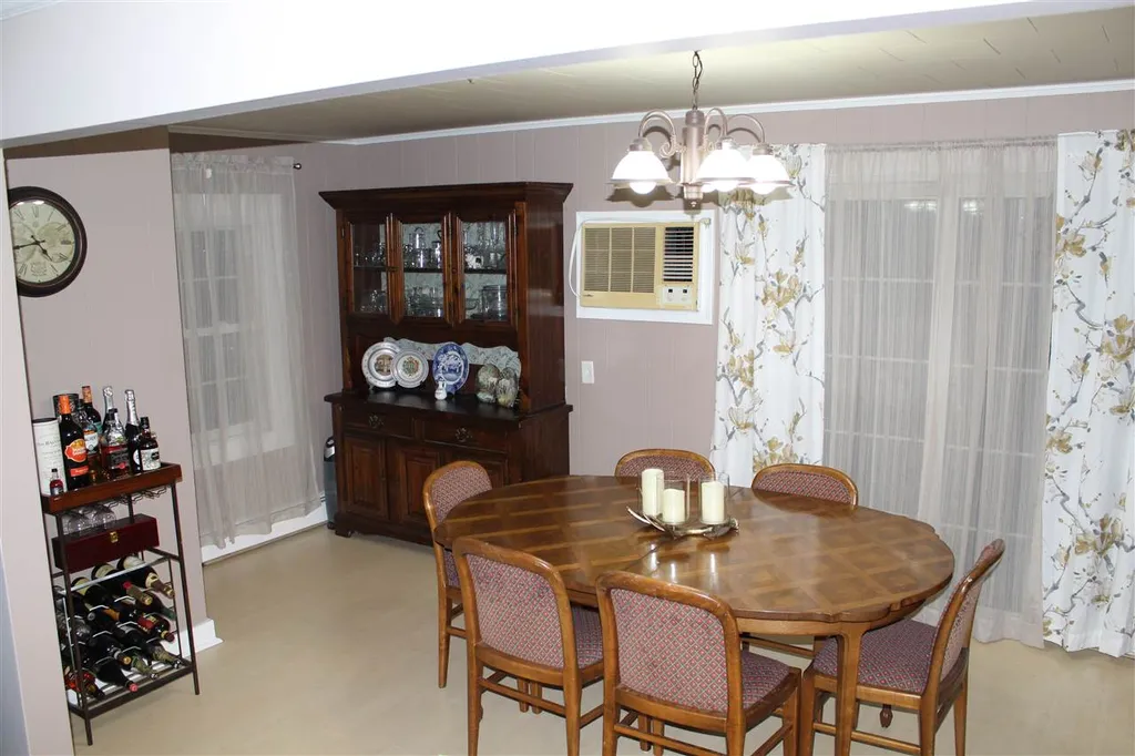 4 Coolidge Drive Portsmouth NH 03801