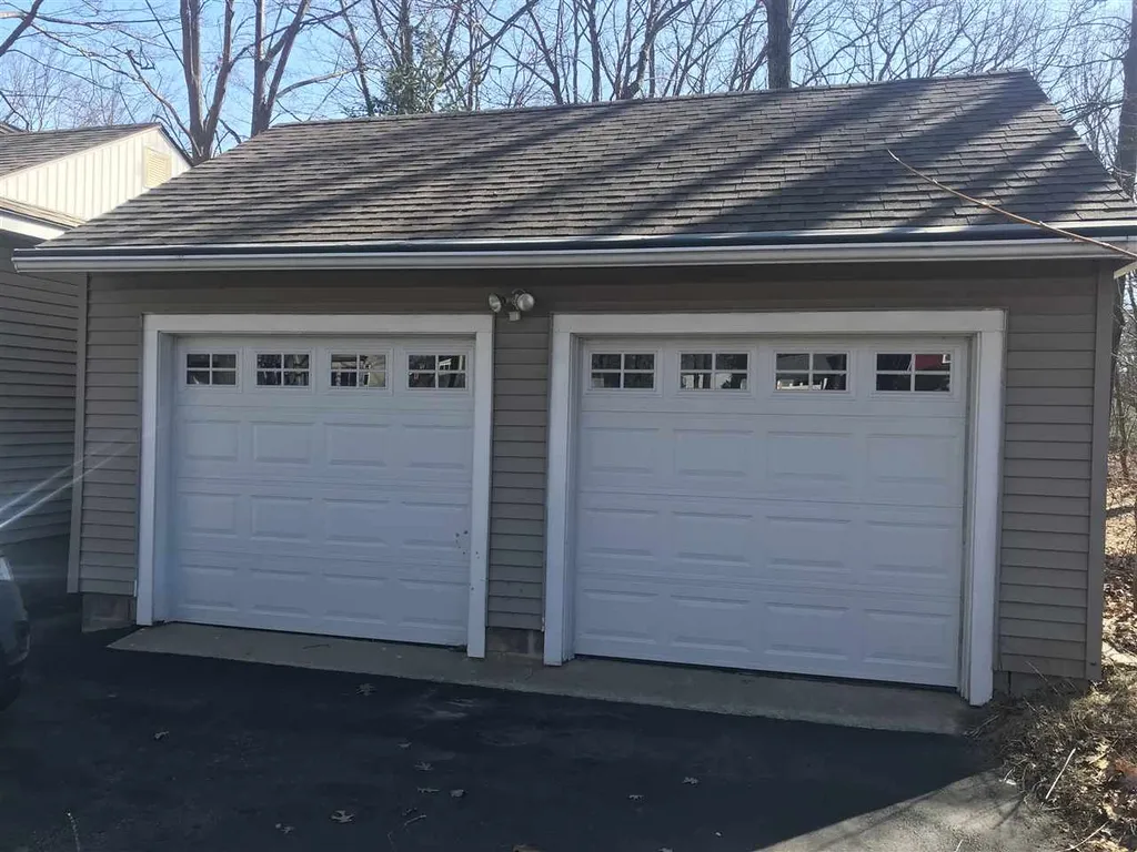4 Coolidge Drive Portsmouth NH 03801
