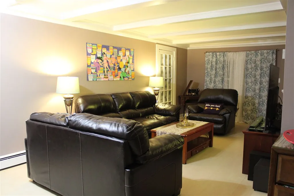 4 Coolidge Drive Portsmouth NH 03801
