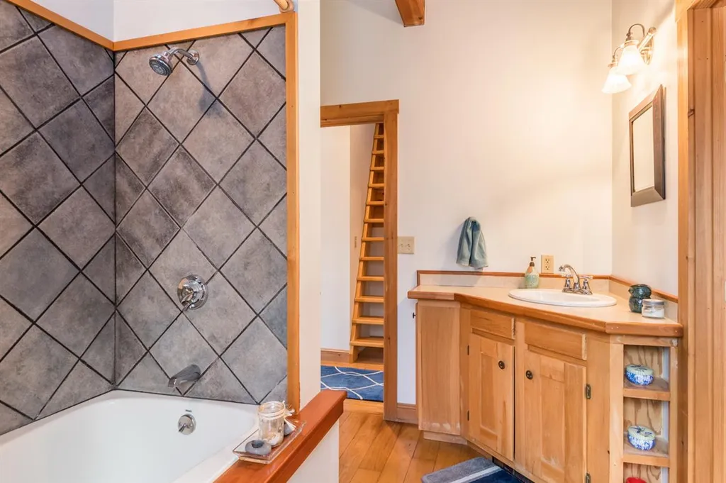 1235 Prospect Street Bethlehem NH 03574