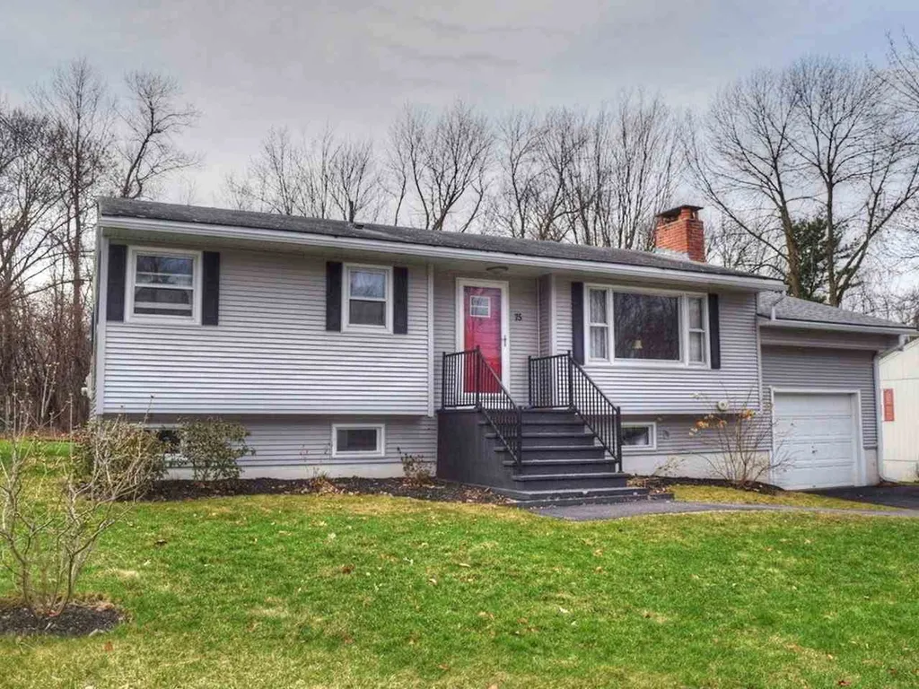 75 Lakeview Drive Shelburne VT 05482