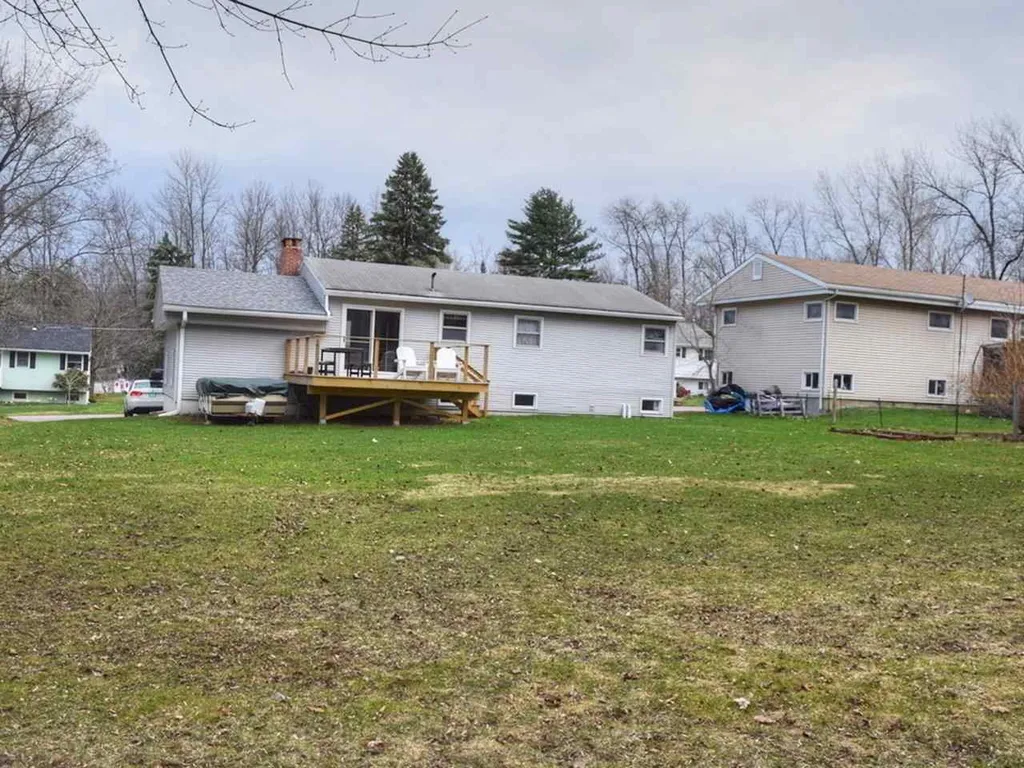 75 Lakeview Drive Shelburne VT 05482