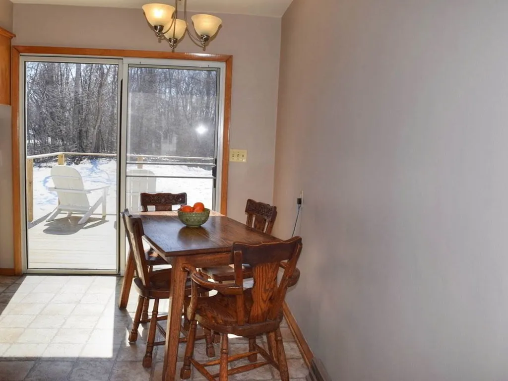 75 Lakeview Drive Shelburne VT 05482