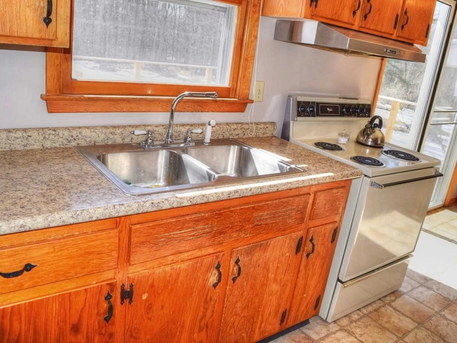 75 Lakeview Drive Shelburne VT 05482