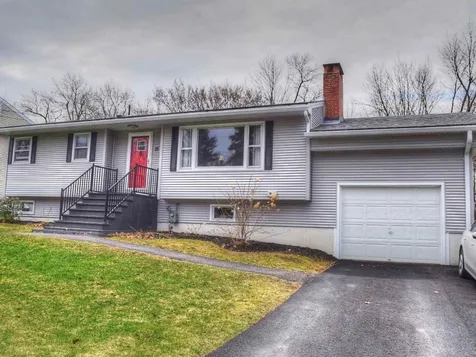 75 Lakeview Drive Shelburne VT 05482