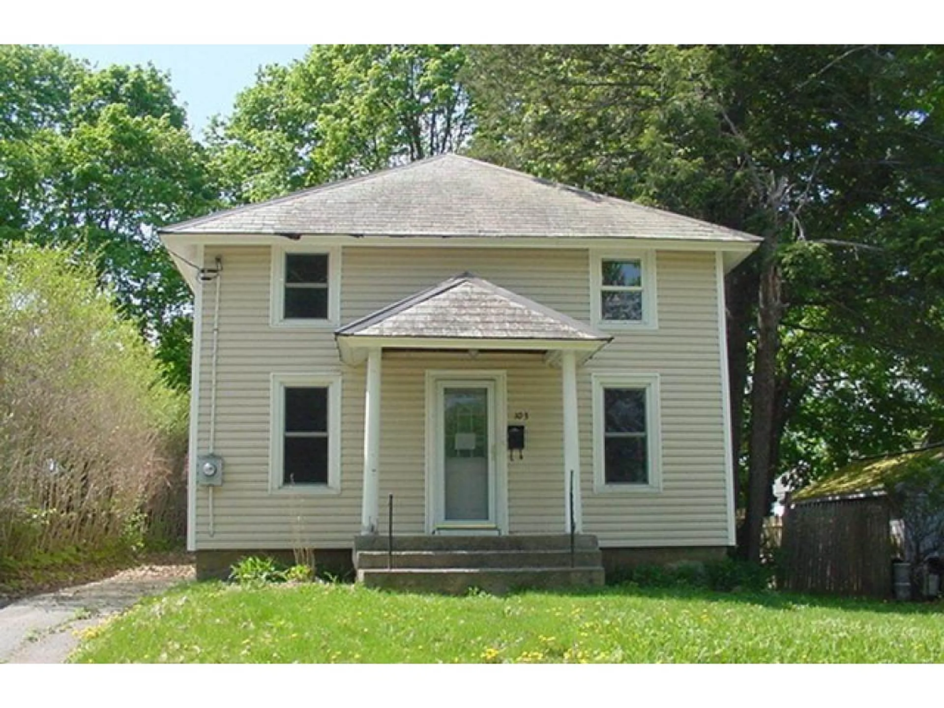 103 Norton Street Bennington VT 05201