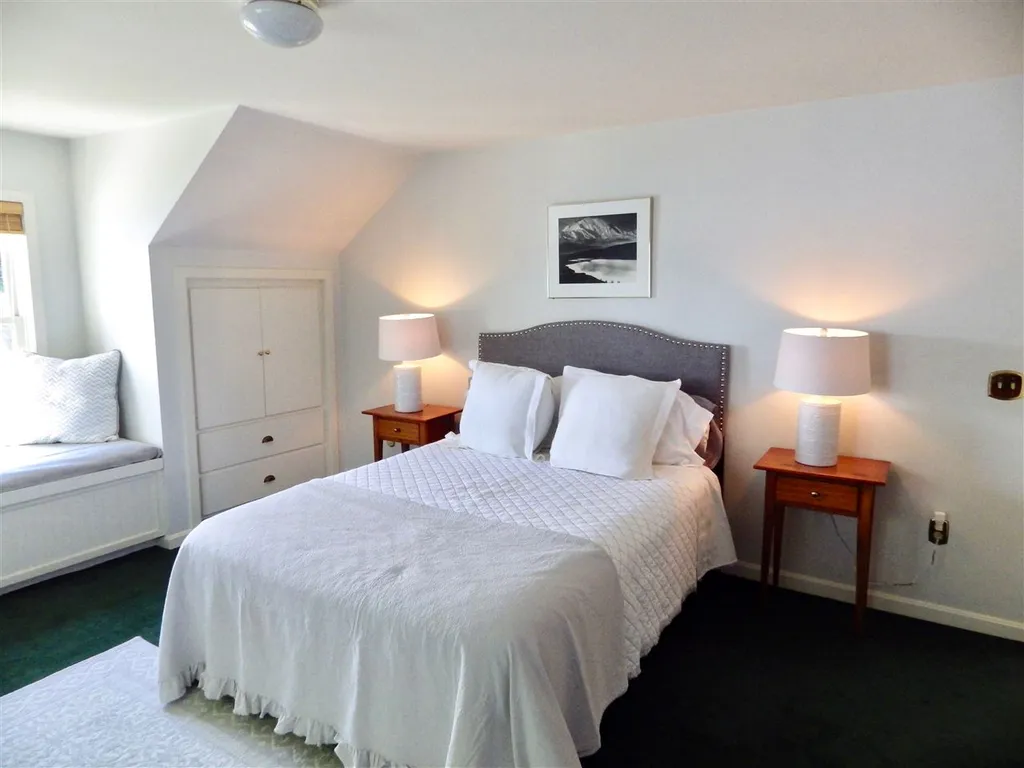 47 Advent Cove Road Meredith NH 03253