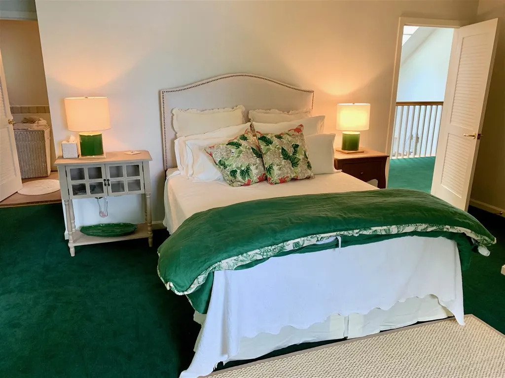 47 Advent Cove Road Meredith NH 03253
