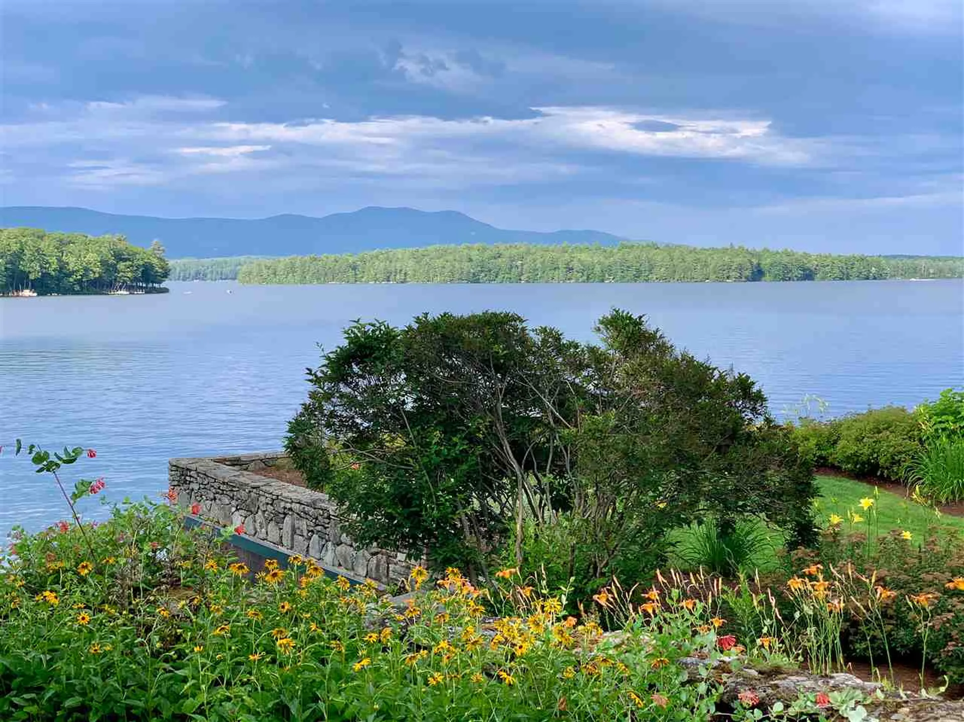 47 Advent Cove Road Meredith NH 03253