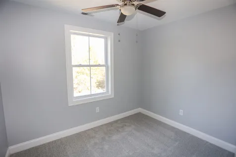 6b Rowes Corner Lane Hooksett NH 03106
