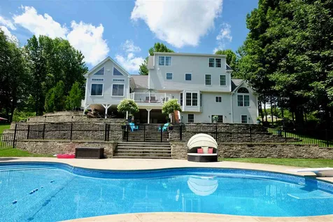 17 Goffstown Road Hooksett NH 03106
