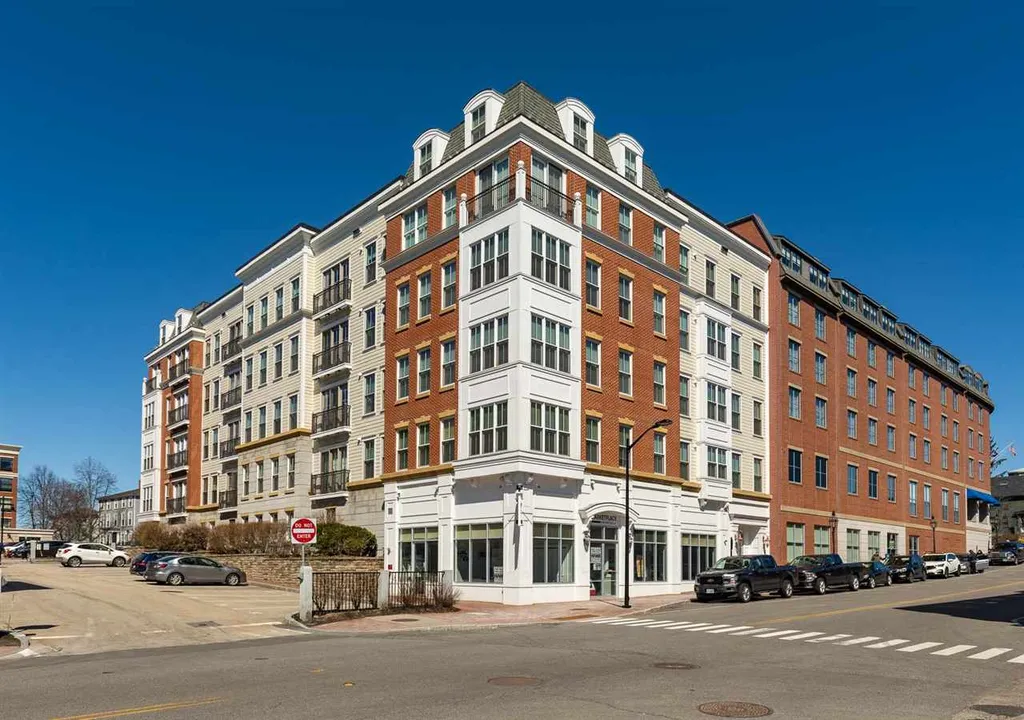 77 Hanover Street Portsmouth NH 03801