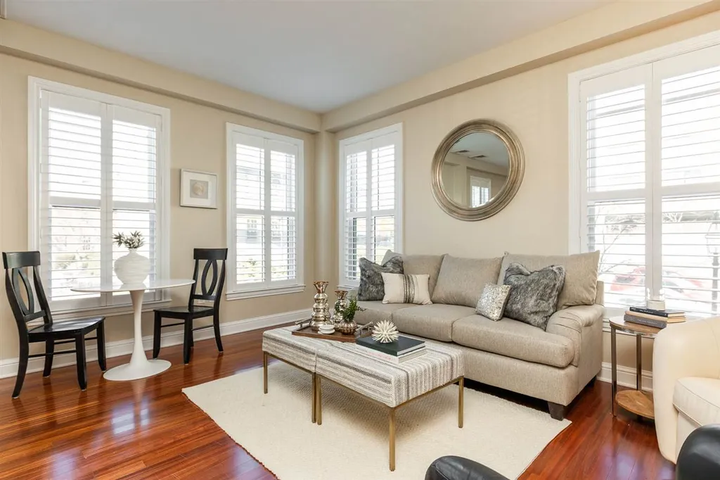 77 Hanover Street Portsmouth NH 03801