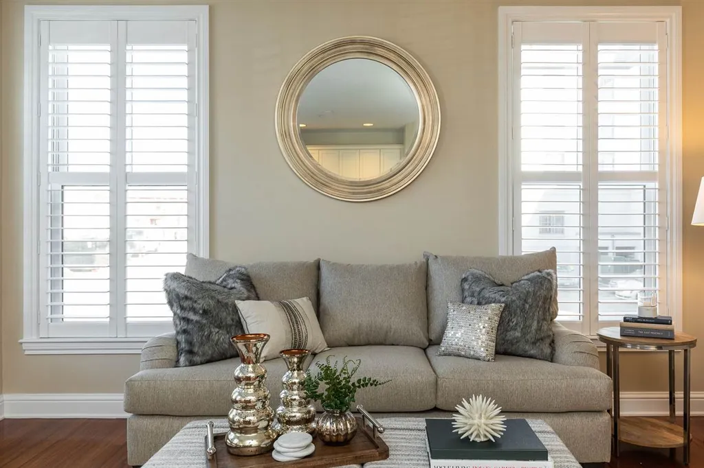 77 Hanover Street Portsmouth NH 03801