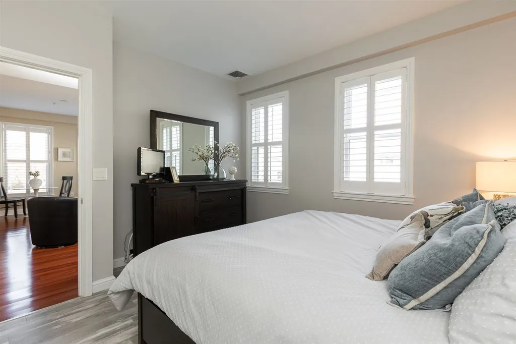 77 Hanover Street Portsmouth NH 03801