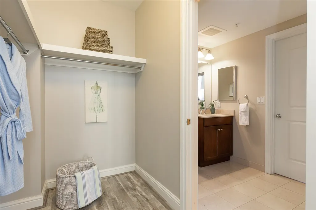 77 Hanover Street Portsmouth NH 03801