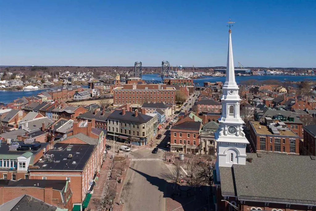 77 Hanover Street Portsmouth NH 03801