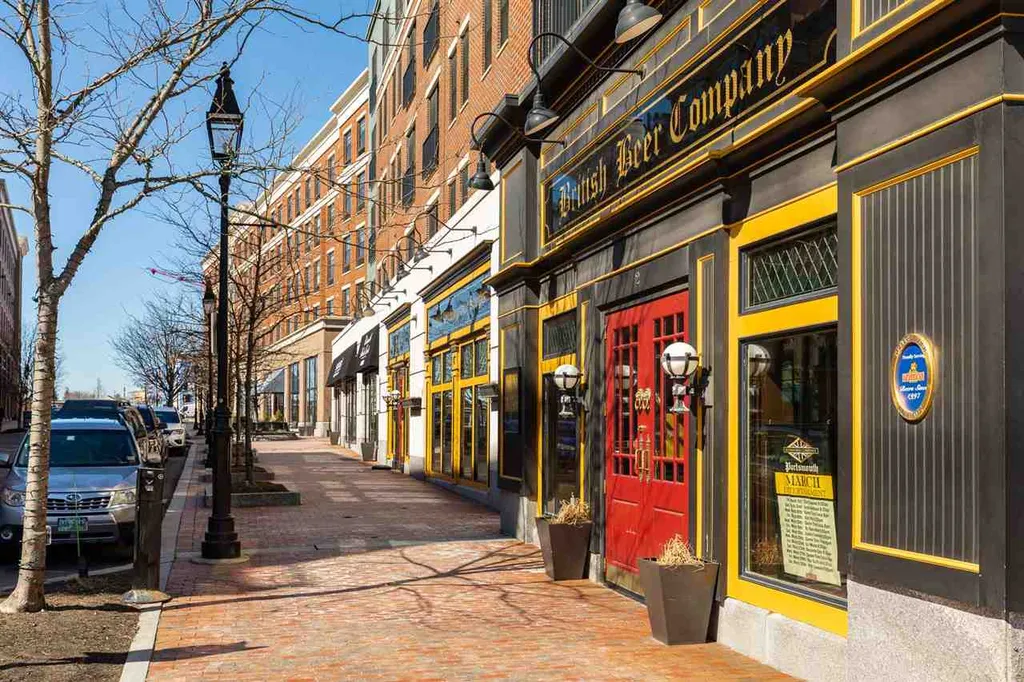 77 Hanover Street Portsmouth NH 03801