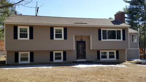 47 Nesenkeag Drive Litchfield NH 03052