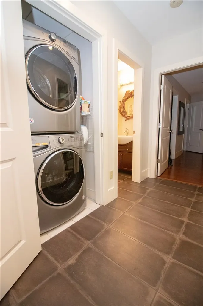 35 Cherry Street Burlington VT 05401