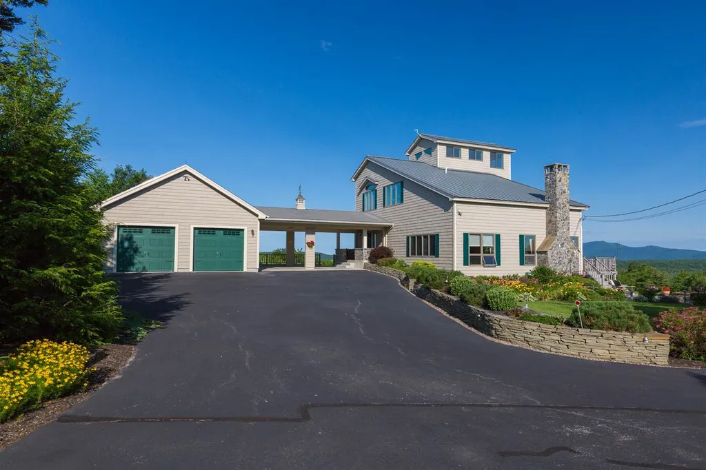 57 Upper Trask Mountain Road Wolfeboro NH 03894