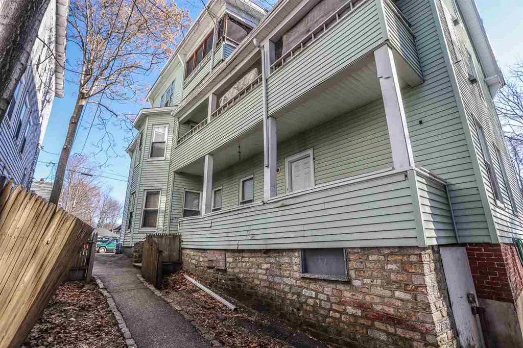 433 Hanover Street Manchester NH 03104