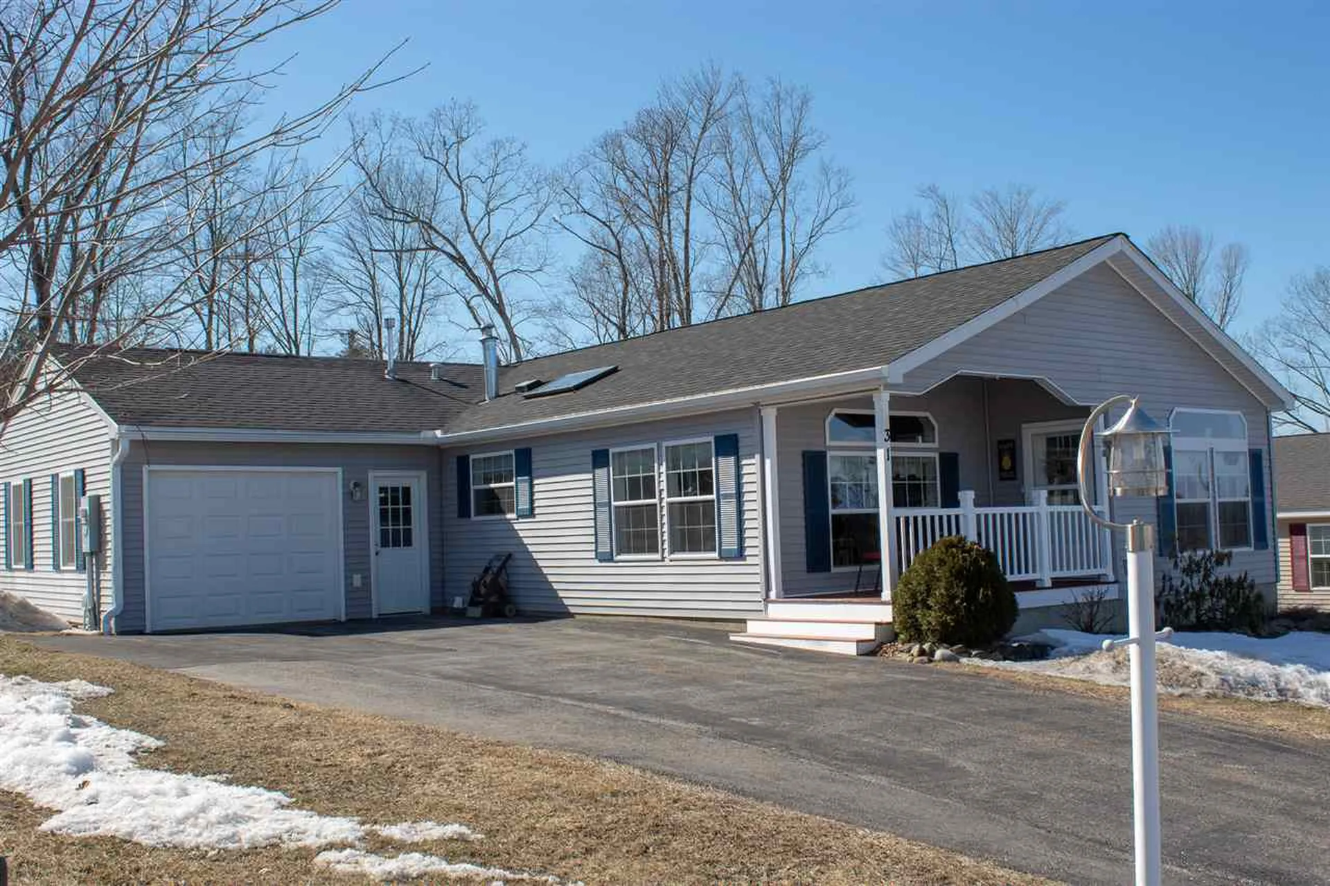 31 Mountain View Drive Franklin NH 03235