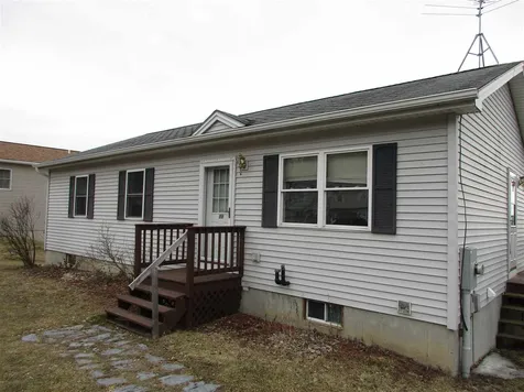 19 Thomas Circle Vergennes VT 05491