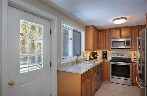 1 College Hill Hanover NH 03755