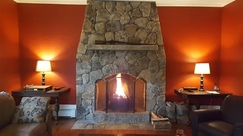 227 Andover Road New London NH 03257