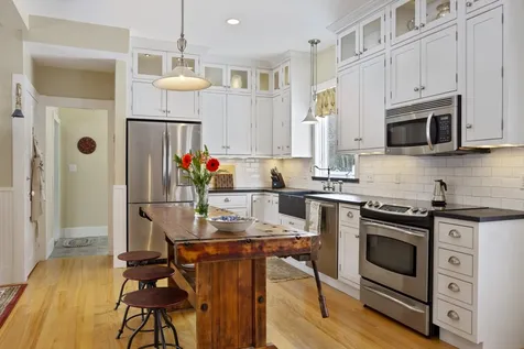 227 Andover Road New London NH 03257