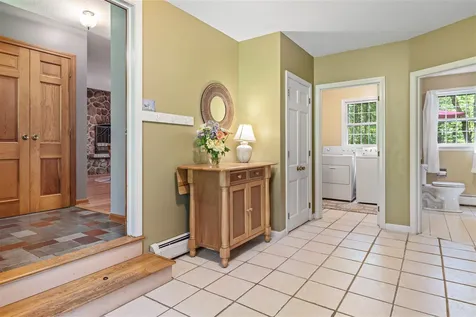 47 Ridge Road New London NH 03257