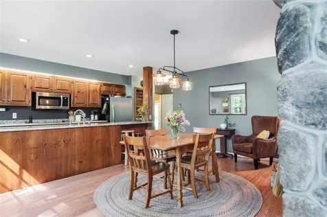 47 Ridge Road New London NH 03257